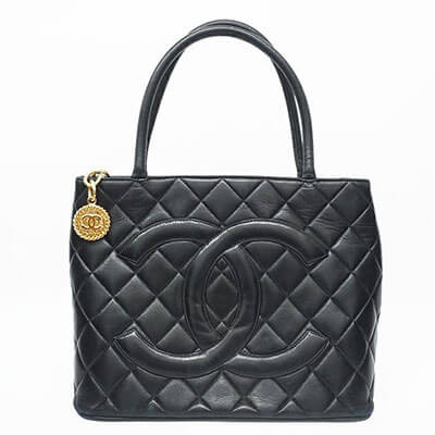 シャネル マトラッセ 復刻トート ゴールド金具 A01804