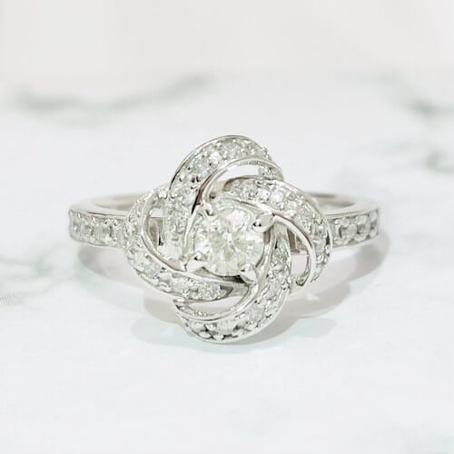 ダイヤモンドリング0.19ct/0.26ct Pt900