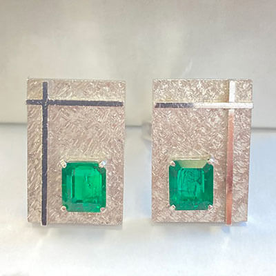 エメラルドピアス 0.30ct/0.30ct K18WG