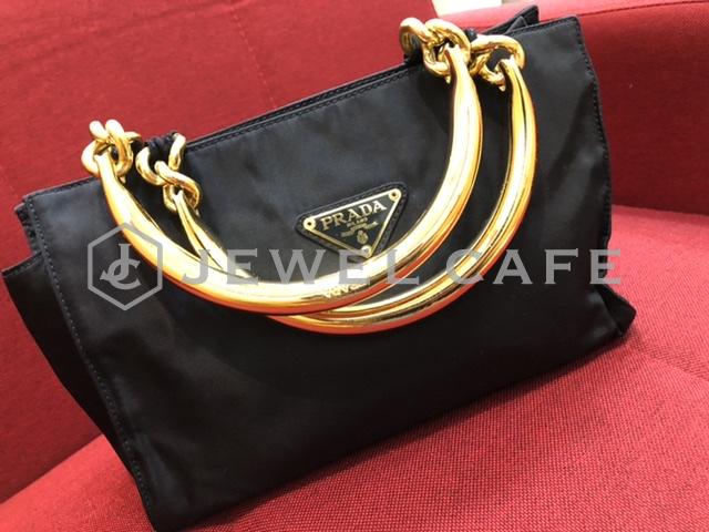 プラダ メタルバッグ👜お買取致しました‼️