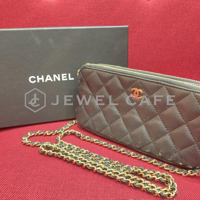 CHANEL チェーンウォレット