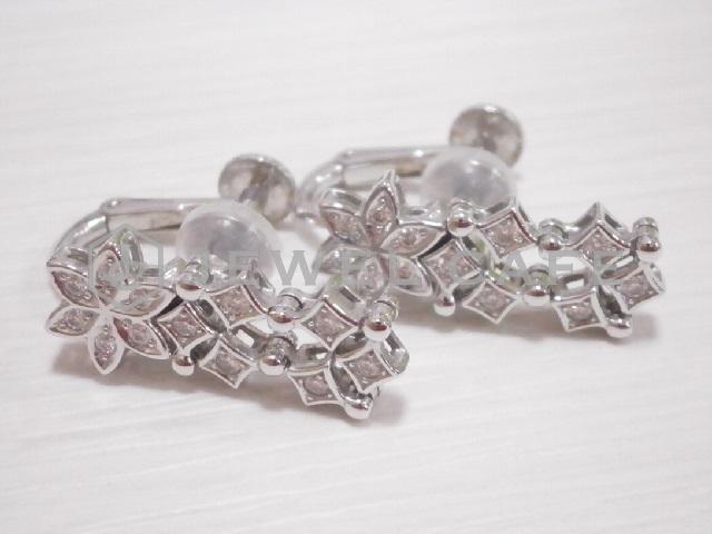 イヤリング K18WG メレダイヤ0.32ct