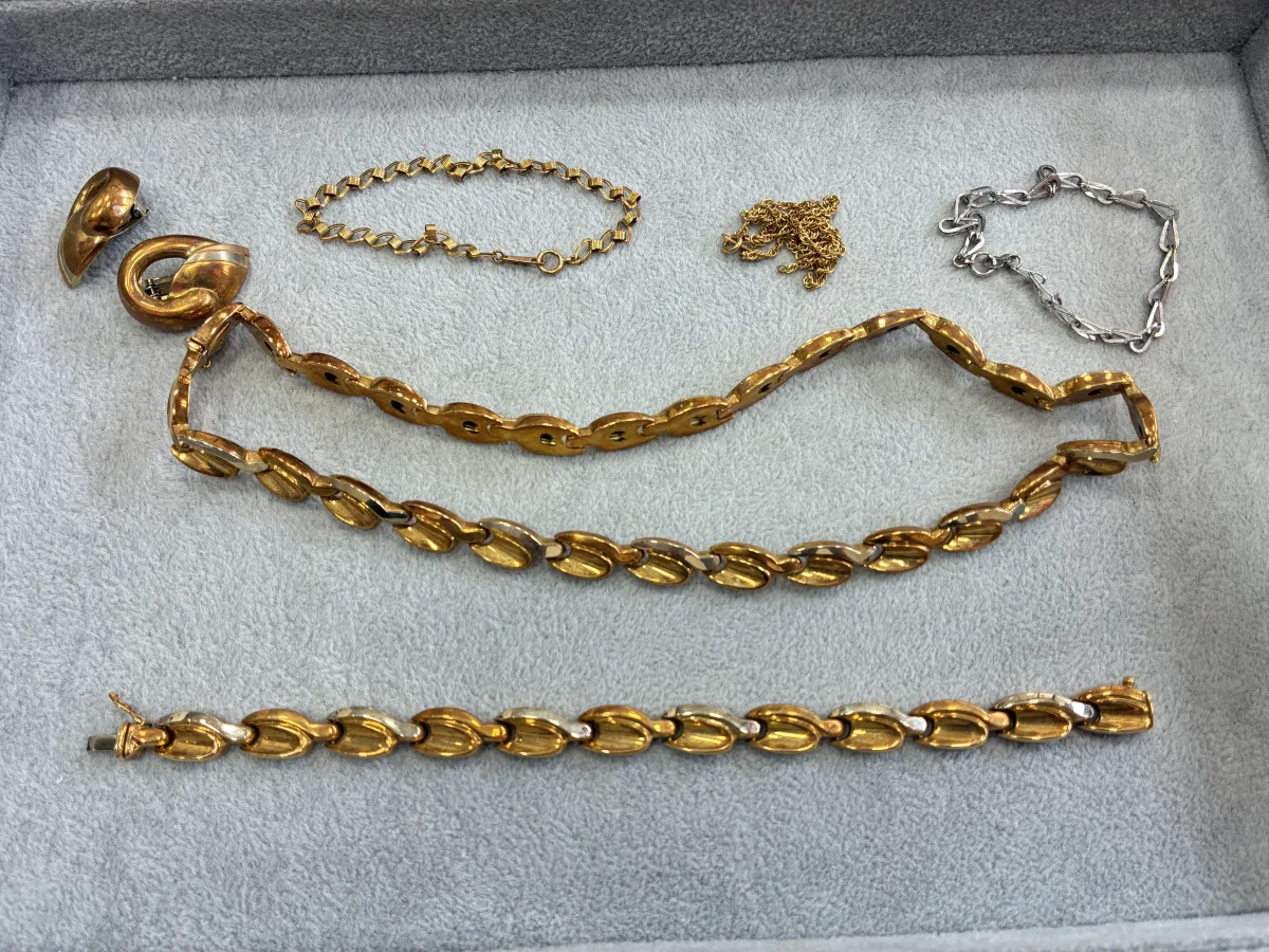 金のイヤリング 金のネックレス 18金(K18) プラチナ | ジュエルカフェアシコタウンあしかが店（栃木県足利市）