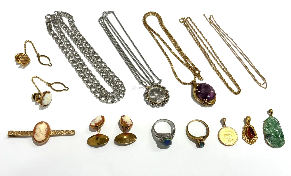 金のネックレス 金の指輪(リング) イエローゴールド 18金(K18) 金貨・金コイン プラチナ 貴金属おまとめ | ジュエルカフェイオン多賀城店（宮城県多賀城市）