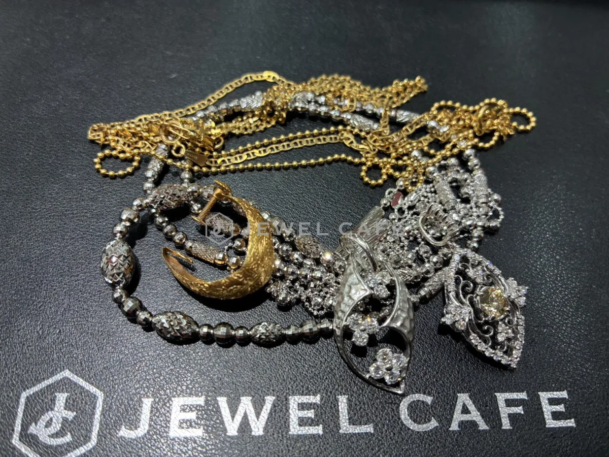 金のイヤリング 金のネックレス ホワイトゴールド 18金(K18) 14金(K14) | ジュエルカフェゆめタウン宇部店（山口県宇部市）